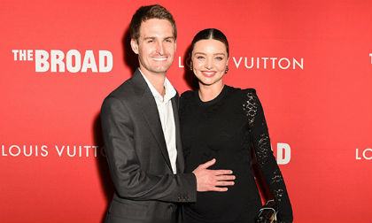 Miranda Kerr hạ sinh quý tử cho ông xã tỷ phú