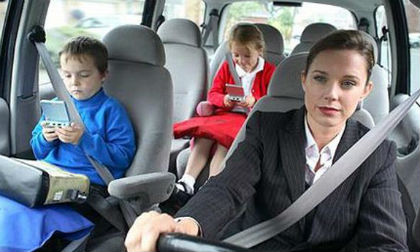 Những chức năng ít người biết trong xe hơi có thể cứu sống bạn lúc gặp nạn