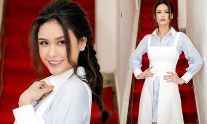 Trương Quỳnh Anh diện váy xẻ tà độc đáo trong sự kiện