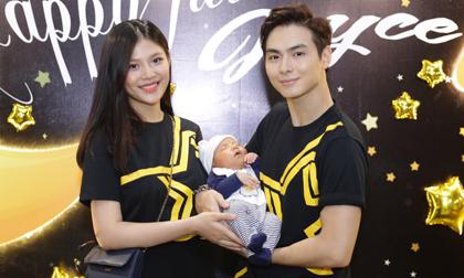 Nghệ sĩ thân thiết đến dự tiệc đầy tháng con trai Chúng Huyền Thanh