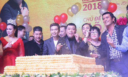 Tuấn Hà Lan và ấn tượng khó quên tại live show 'Gõ cửa trái tim'