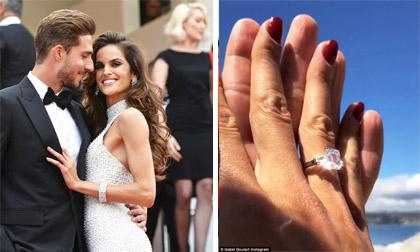 Thiên thần hàng đầu Victoria's Secret đính hôn với thủ thành điển trai của đội tuyển Đức