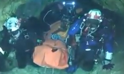 Cận cảnh quá trình giải cứu đội bóng mắc kẹt trong hang ở Thái Lan