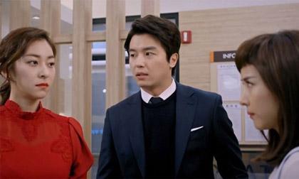 Trong lúc say rượu, vợ vô tình nói ra thu nhập khủng của tôi với vợ sếp và phản ứng bất ngờ của sếp khiến tôi ngả mũ bái phục