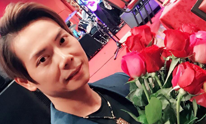 Ca sĩ Huỳnh Ngọc Lâm, giọng ca vàng Đông nam Hoa Kỳ đắt show sự kiện.