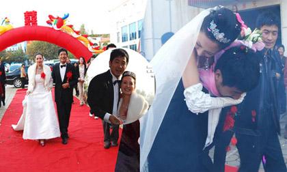 Hôn lễ kỳ lạ nhất Cbiz: Cô dâu tự mua nhẫn cưới, khách mời chỉ mừng hơn 30 nghìn đồng đã được ăn uống tẹt ga