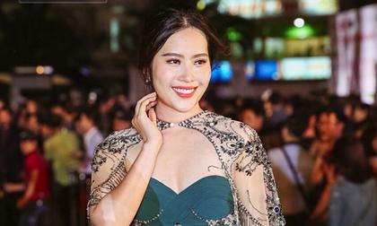 Lần đầu xuất hiện sau tin đám cưới Trường Giang, Nam Em phát tướng cả chục cân, kém sắc thấy rõ