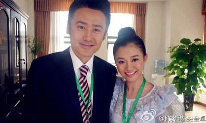 Tài tử được quý nhất Cbiz biến vợ thành kẻ 'không có mắt' khi ngang nhiên bao nuôi 3 'em gái mưa'