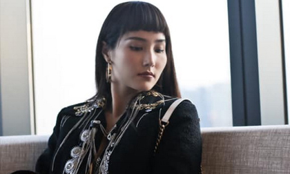 Diễm My 9x 'bất chợt buồn' giữa chiều thứ 7 lãng đãng nắng