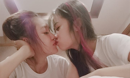 Cặp đồng tính nữ khoe có con mà không cần nhờ tới y học khiến dân mạng tranh cãi gay gắt