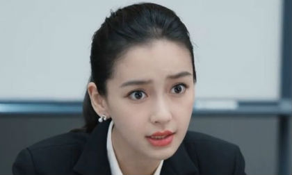 Mang tiếng thuê thầy về dạy mà diễn xuất của Angelababy chẳng bằng một diễn viên phụ 