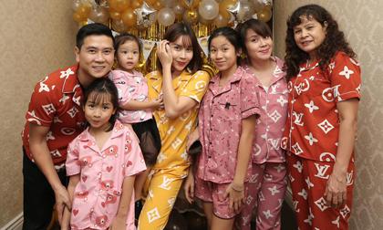 Cả gia đình diện đồ ngủ, bí mật tổ chức sinh nhật cho ca sĩ Lưu Hương Giang