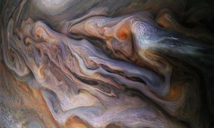 NASA công bố phát hiện huyền bí trên sao Mộc