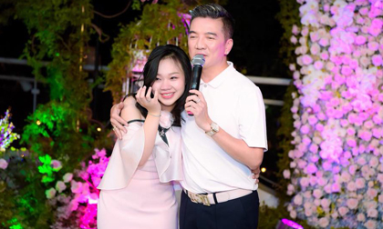 Tiệc đón tuổi 18 hoành tráng không kém gì sao Vbiz của con gái nuôi Đàm Vĩnh Hưng