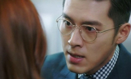 Vội vàng bỏ vợ để chạy theo nhân tình, chồng trẻ hối hận tột độ sau khi nghe câu nói của con trai