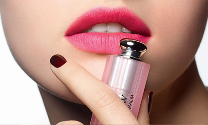 Đây rồi 'nàng thơ' của mùa đông: Son dưỡng có màu Dior Addict Lip Glow giá tốt tại Gen Cosmetics