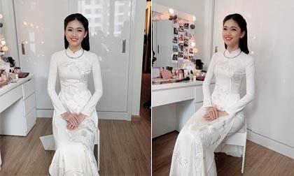 Á hậu Thanh Tú tổ chức lễ ăn hỏi với bạn trai doanh nhân hơn 16 tuổi