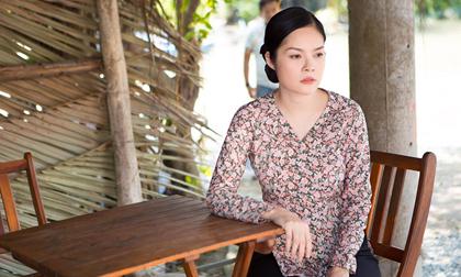 Dương Cẩm Lynh may 10 bộ áo bà ba đi bán nước mía, trái cây ngoài chợ