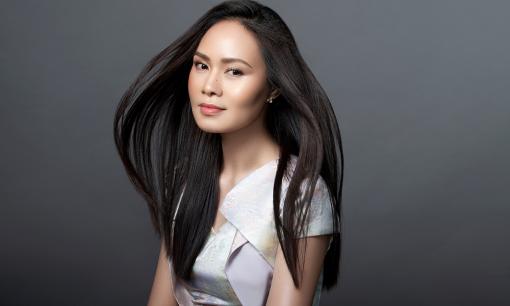 'Nữ hoàng nhạc phim' Mai Hoa kể về thời hoàng kim: 'Vàng để may quần áo, mỗi ngày một bộ... một bộ là khoảng 2 chỉ vàng'