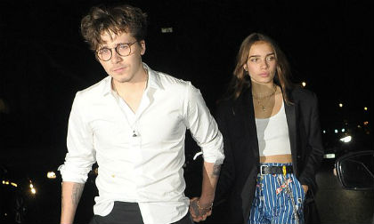 Đúng kiểu trai nhà giàu: Brooklyn lại thay bạn gái mới, công khai nắm tay không chút ngại ngùng