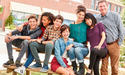 Ngôi sao nam nổi tiếng của Disney bị bắt về tội ấu dâm