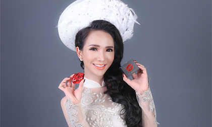 Hotgirl chuyển giới Đoàn Trần hóa Tiểu Long Nữ phim cổ trang với áo dài trắng lấp lánh