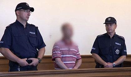 Gã chồng ác quỷ, hành hạ vợ theo cách không phải con người