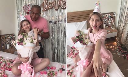 Thùy Dương Next Top hạnh phúc khi được bạn trai ngoại quốc cầu hôn ở tiệc sinh nhật