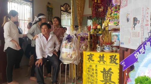 Tang thương bao trùm sau vụ xe container tông hàng loạt xe máy