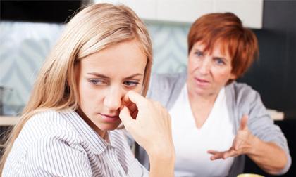 Tôi 'chết đứng' chứng kiến cảnh con trai dùng tính mạng để lấy về người vợ không bình thường và sinh ra đứa con cũng bất bình thường