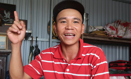 Vụ container gây tai nạn kinh hoàng ở Long An: Cứu người thì ít, quay phim thì nhiều