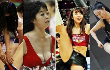 'Đỏ mặt' với màn cổ vũ siêu dị ở sân bóng của dàn hoạt náo viên Trung Quốc