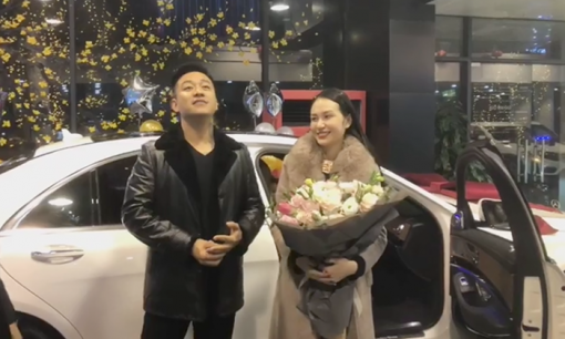 Tuấn Hưng tậu xế hộp để chuẩn bị đón Tết Nguyên Đán