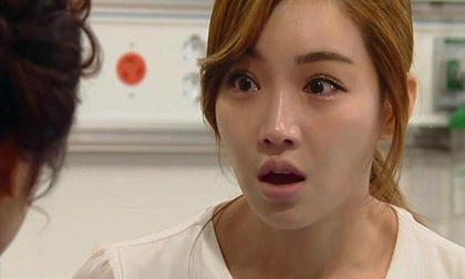 Tá hỏa khi biết chồng sắm nhà mới cho nhân tình đón Tết, cô vợ 'bá đạo' nghĩ ra chiêu 'hiểm' khiến họ khóc ngất