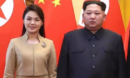 Chân dung người vợ xinh đẹp, bí ẩn và cuộc tình gây tranh cãi của chủ tịch Triều Tiên Kim Jong-un