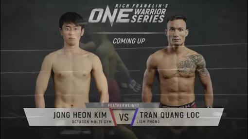 Võ sĩ Việt đại náo MMA châu Á, mất hơn 1 phút để hạ chóng vánh đối thủ Hàn Quốc 