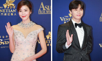 Ác nữ “Giày thủ tinh” Kim Gyu Ri, “Phó chủ tịch” Park Seo Joon tỏa sáng trên thảm đỏ Asian Film Awards