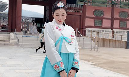 Lệ Quyên cực xinh khi diện trang phục truyền thống của Hàn Quốc