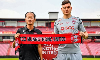 NÓNG: HLV của Văn Lâm bất ngờ từ chức sau vòng 5 Thai League