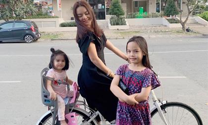 'Cày' show nuôi con Phạm Quỳnh Anh gầy đi trông thấy, ai ngờ vẫn khiến người khác ghen tị vì nhan sắc tươi hơn hoa