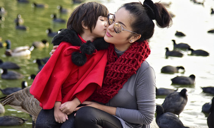 Danh hài Thúy Nga 'cứng họng' khi con gái Nguyệt Cát hỏi: 'Mẹ có chồng không mẹ'