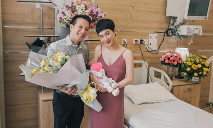 Được khen xinh đẹp, vóc dáng thon gọn dù chỉ mới sinh ít ngày, Trà My idol tiết lộ sự thật