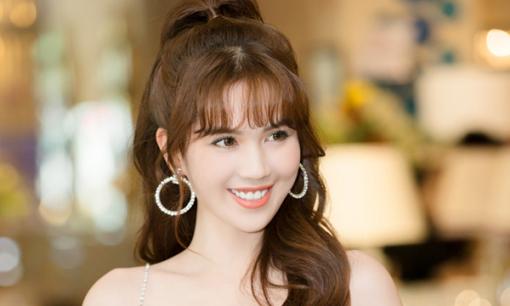 Giàu có và xinh đẹp, Ngọc Trinh lần đầu tiết lộ về tật xấu hay xin đồ khiến bạn bè phàn nàn, chọc ghẹo