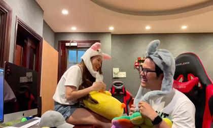 Mỹ Tâm 'tăng động' tự mình phá nát bản hit 'Nơi mình dừng chân'