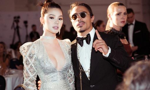 Cũng xuất hiện tại LHP Cannes, Hoa hậu Jolie Nguyễn là người Việt duy nhất nhận giải World Bloggers Awards