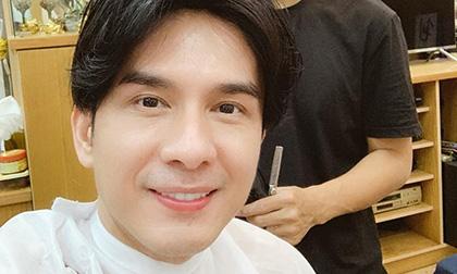 Đan Trường để lại tóc hai mái huyền thoại khiến fan thích thú