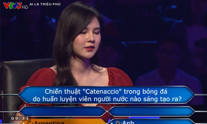 MC thể thao Thu Hoài phải nhờ đến sự trợ giúp về câu hỏi bóng đá khi thi 'Ai là triệu phú'