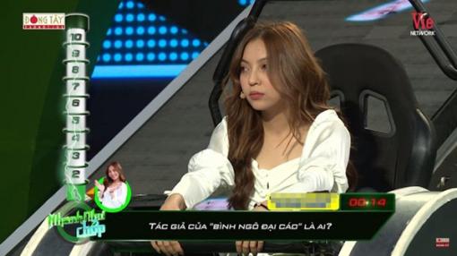 Quang Hải, Nhật Lê bất ngờ xóa trạng thái 'hẹn hò' trên Facebook, dân mạng ngán ngẩm 'thôi chia tay luôn đi'