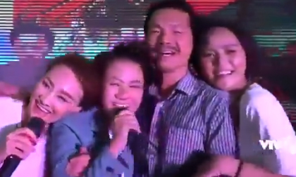 Dàn diễn viên 'Về nhà đi con' hòa giọng hát nhạc phim gây xúc động