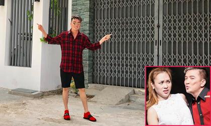 Đàm Vĩnh Hưng ghé thăm nhà Mỹ Tâm ở Đà Nẵng: Chỉ đứng trước cửa check-in chứ không vào?
